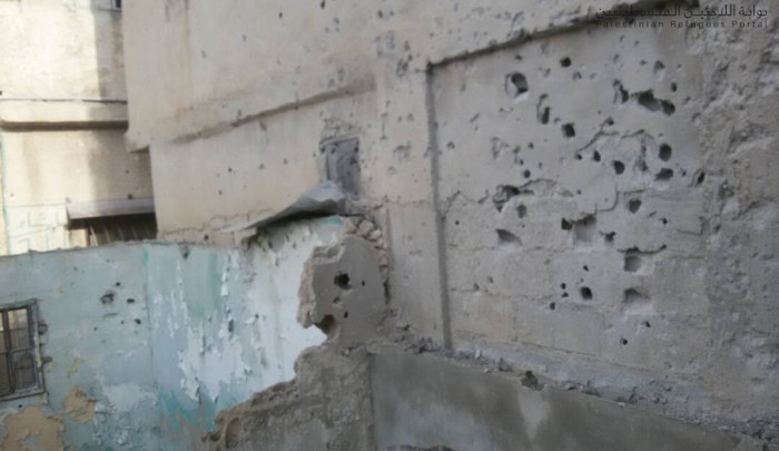 جانب من الدمار في أحد المنازل بمخيم درعا