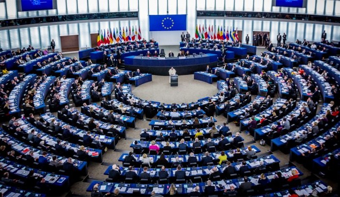 البرلمان الأوروبي يُعلن دعم "الأونروا" والاتحاد يتبرّع بـ (3) مليون يورو