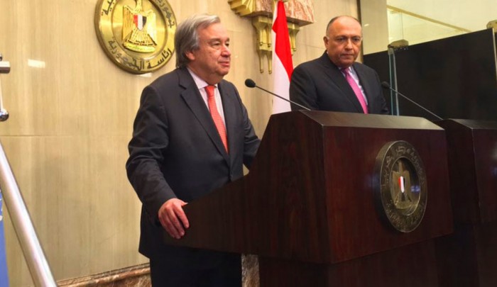 بحث سُبل سد عجز ميزانية "الأونروا" في لقاء وزير الخارجية المصرية وغوتيريش