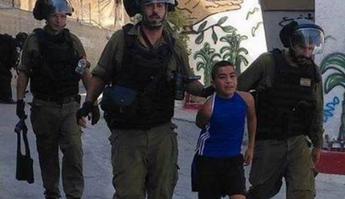 خلال اعتقال قوات الاحتلال لطفل من مخيم شعفاط