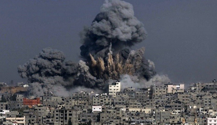 ثلاثة شهداء في غزة بين مواجهات وقصف صهيوني