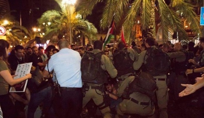 خلال قمع شرطة الاحتلال تظاهرة حيفا 18 أيّار.