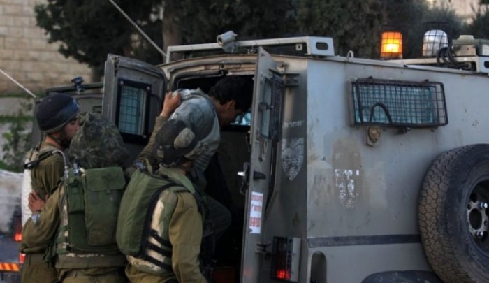 اعتقالات وتنكيل خلال اقتحام قوات الاحتلال مناطق بالضفة المحتلة