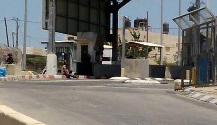 من موقع إطلاق النار على الشاب الفلسطيني على حاجز الكونتينر