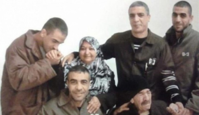 دعوات مُناصرة شعبيّة لعائلة أبو حميد في مُخيّم الأمعري