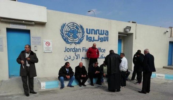 لاجئون فلسطينيون من سوريا إلى الأردن يعتصمون أمام مقر "أونروا" في عمان - شباط 2019 