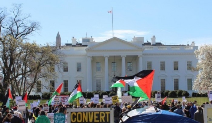 من مظاهرة مؤيدة لفلسطين أمام البيت الأبيض "أرشيف"