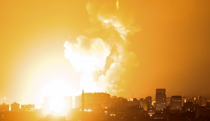 غارات جوية عنيفة شنها طيران الاحتلال  على غزة