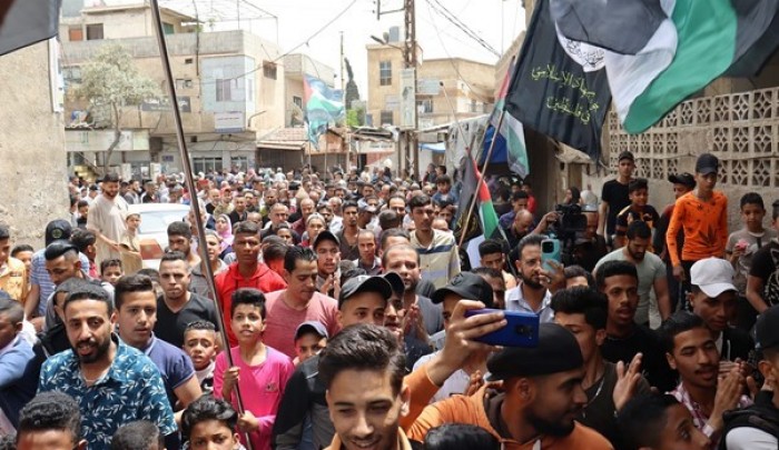 مسيرة في مخيم خان دنون بريف دمشق بمشاركة حاشدة تنديدا بالعدوان على غزة