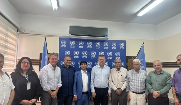 من لقاء اللجنة المشتركة في غزة مع مفوض أونروا