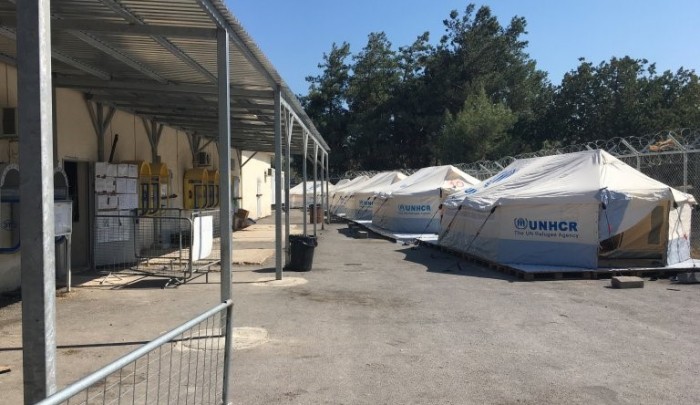 مخيم "فيال" بجزيرة "خيوس" في اليونان