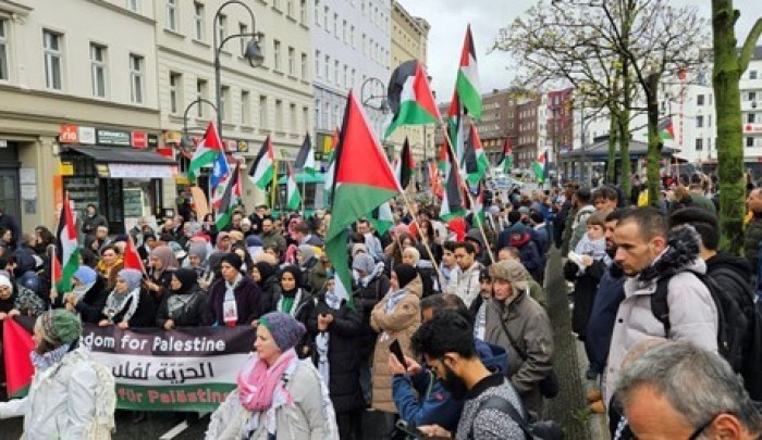 من المظاهرة في العاصمة الألمانية برلين