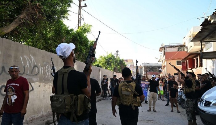 انتشار لعناصر الأمن الوطني في أحد شوارع المخيم، صورة أرشيفية