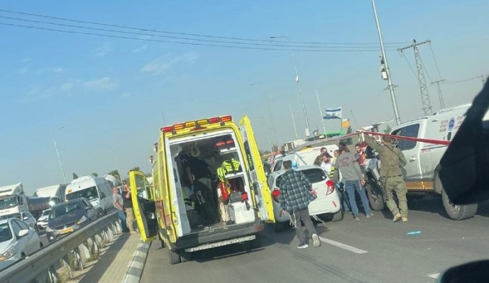 من موقع العملية قرب مستوطنة "غوش عتصيون" جنوبي الضفة الغربية