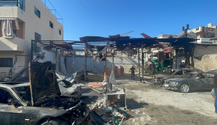 من مكان ارتكاب المجزرة في مخيم عين الحلوة - بوابة اللاجئين الفلسطينيين