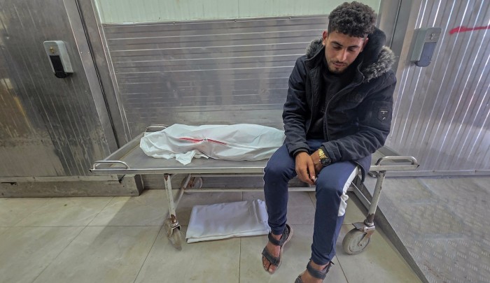 والد الطفلة الشهيدة عهد البيوك - خان يونس جنوبي قطاع غزة