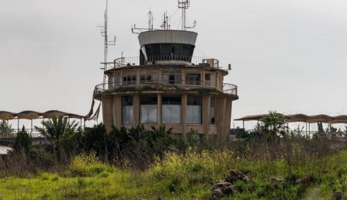 مبنى مطار قلنديا