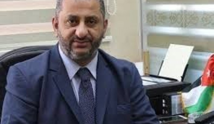 أيمن صندوقة