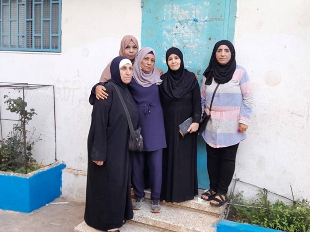 نساء في البداوي.jpg