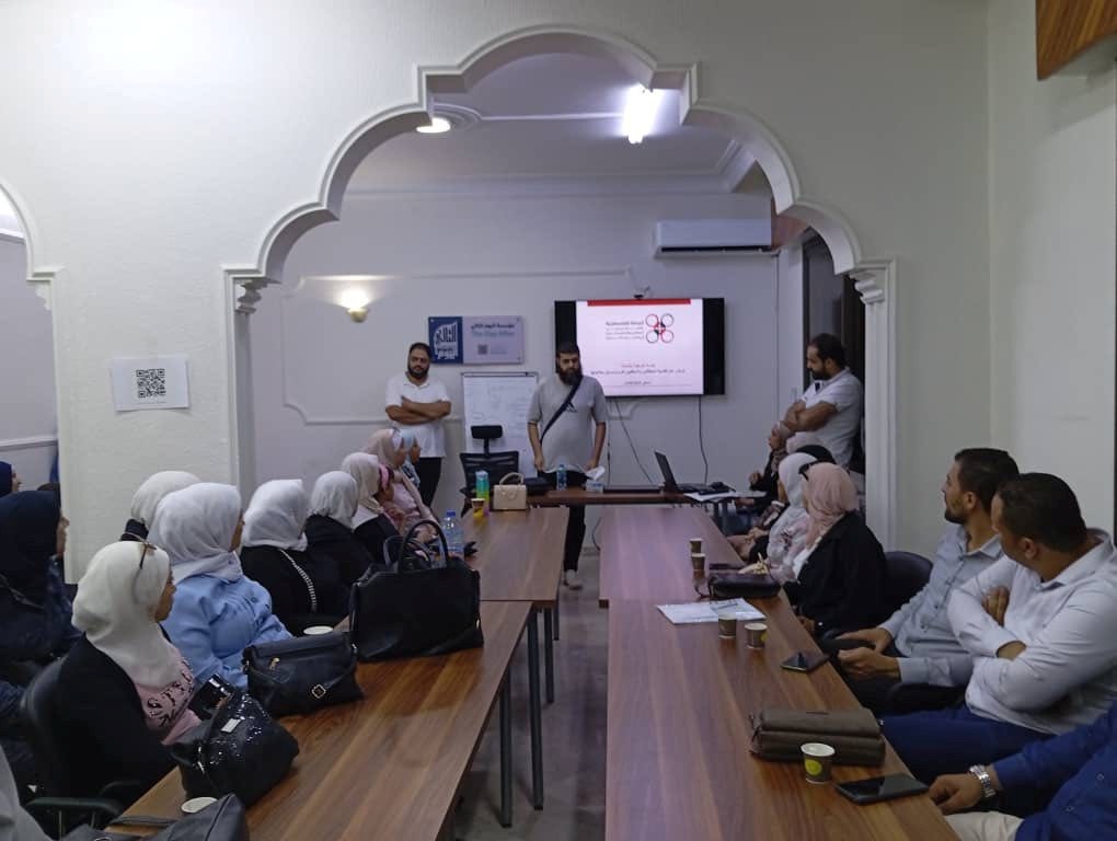 المعتقلين.jpg