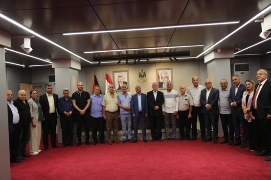 اجتماع في السفارة الفلسطينية في لبنان.jpg