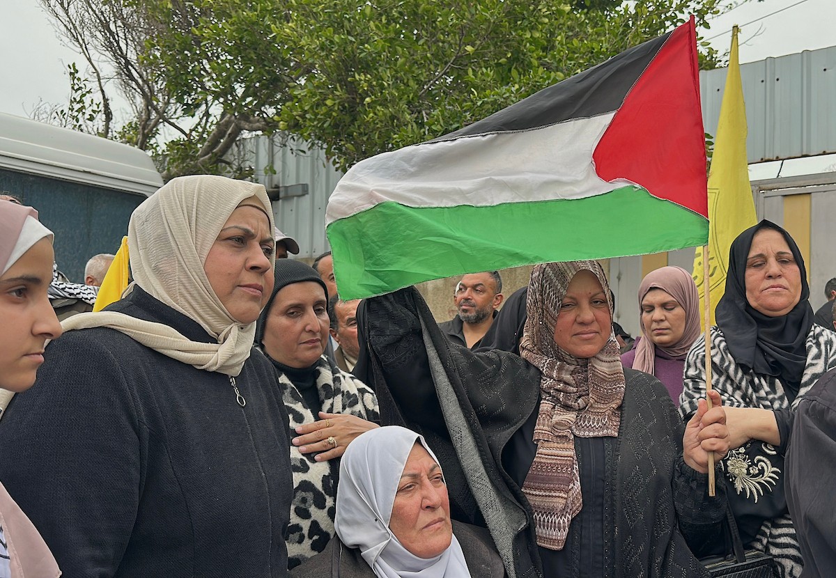 وقفة في دير البلح - غزة.jpg